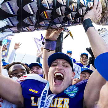 Taylor Elgersma inks contract with Green Bay Packers.